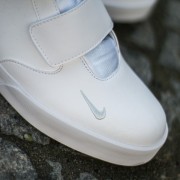 Nike flystepper 2k3 white sale