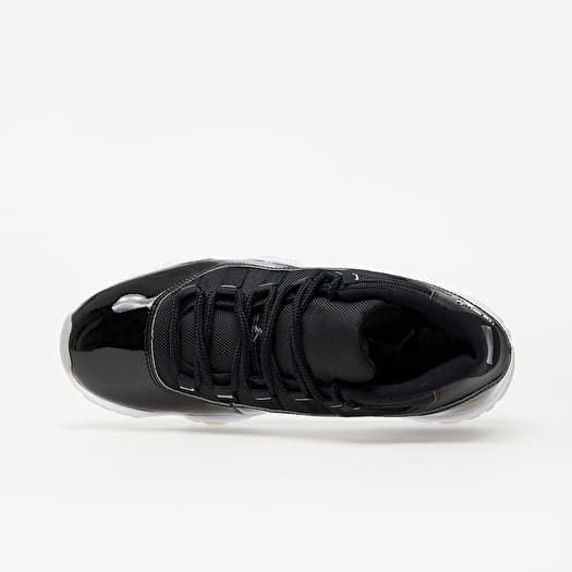 Air jordan 11 black top