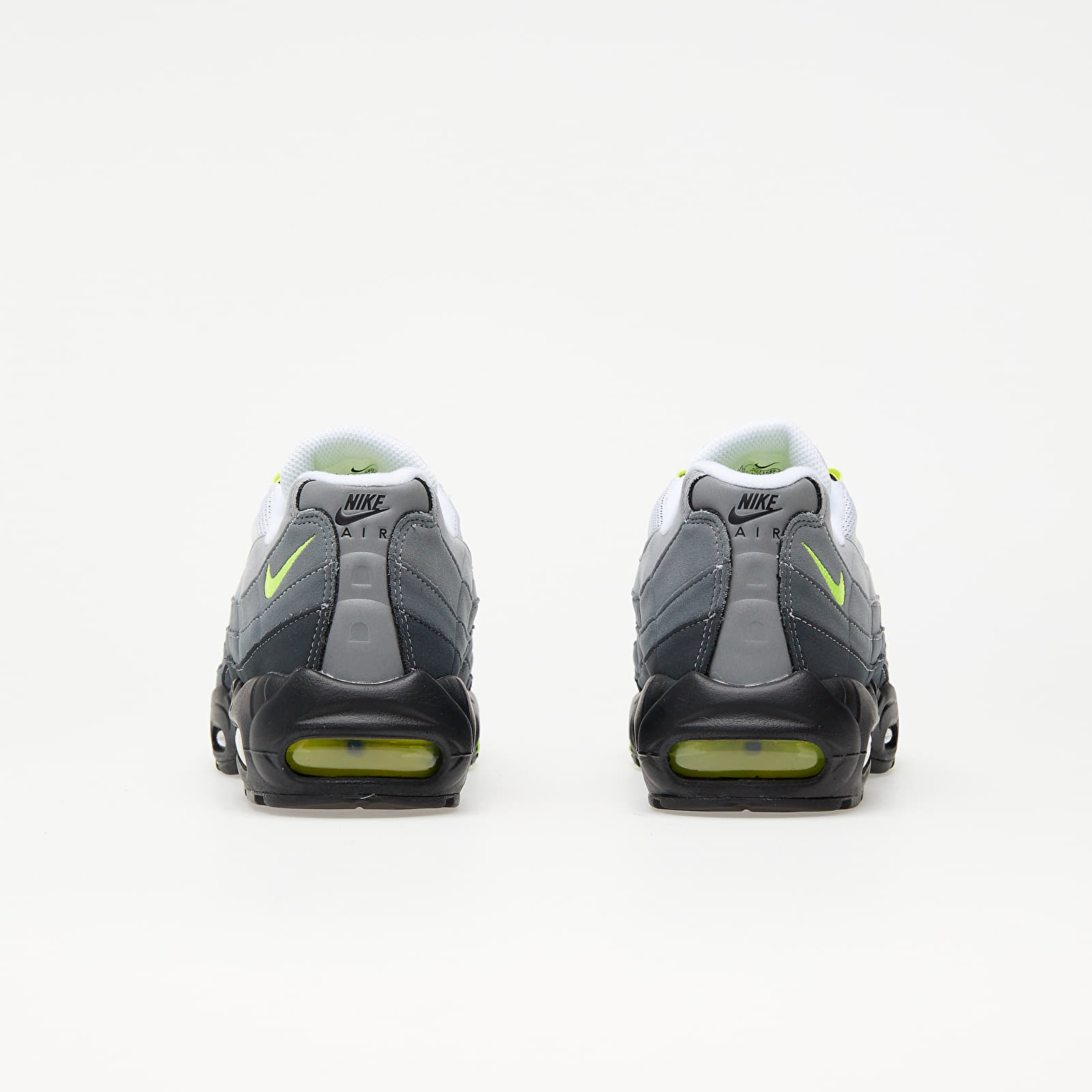 Nike 95 og neon sales