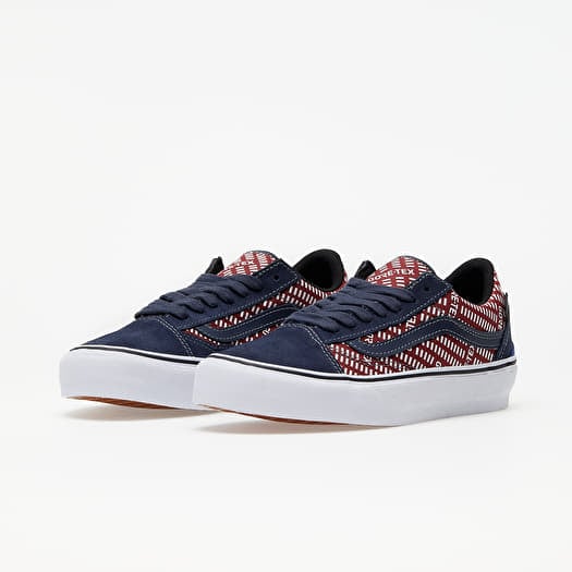 Men s shoes Vans Old Skool Gore Tex Navy Burgundy Footshop