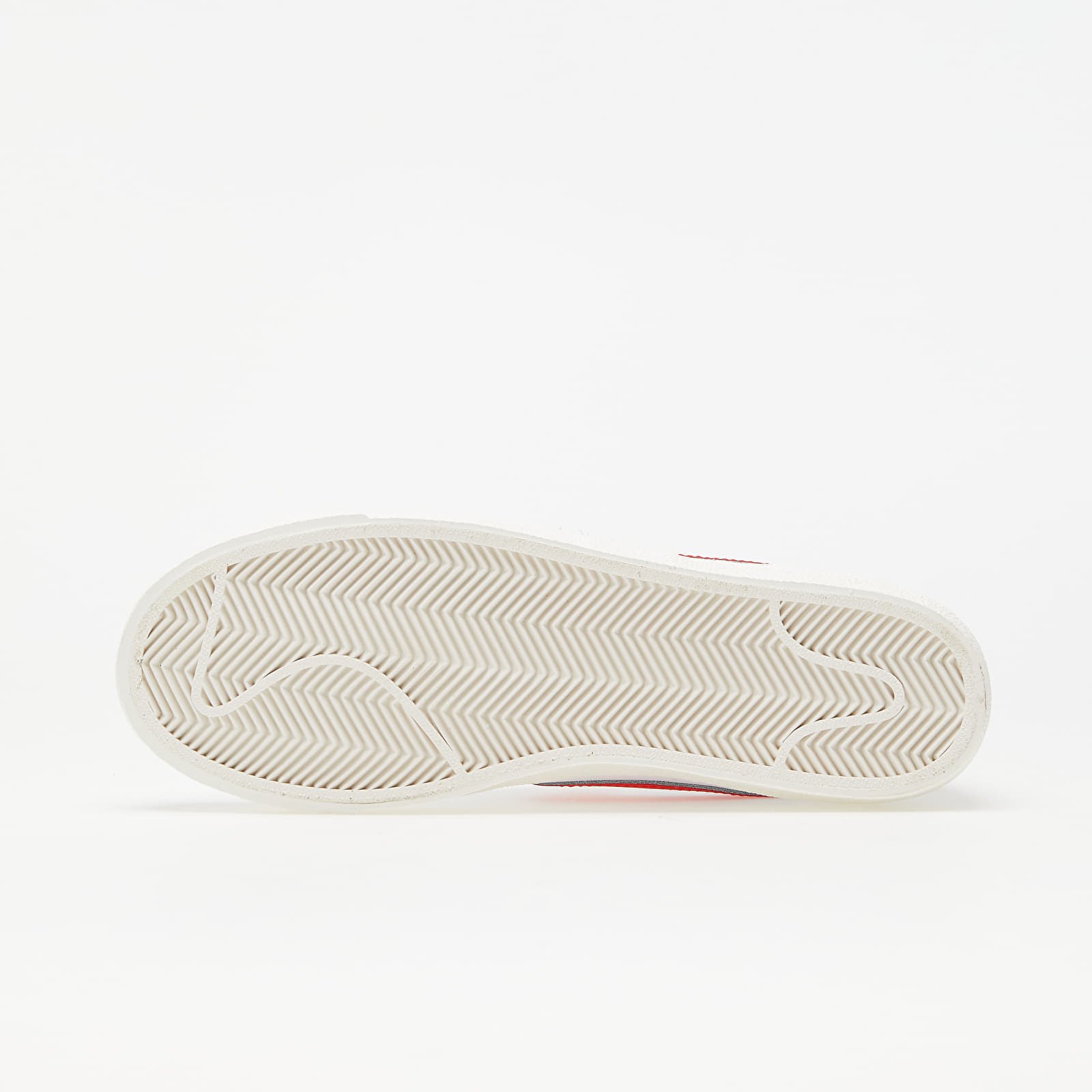 Naiste jalatsid Nike W Blazer Mid '77 White/ Habanero Red-Sail