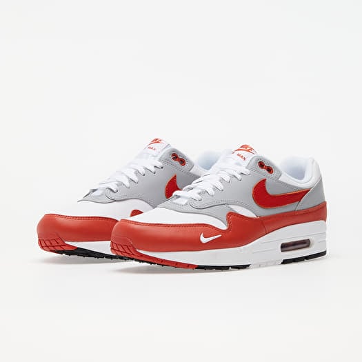 Nike Air Max 1 LV8