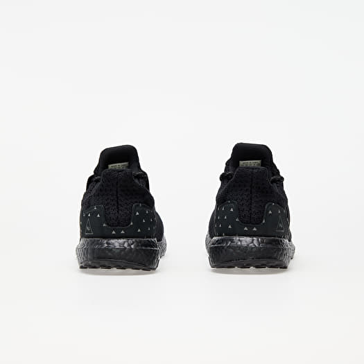 Ultra boost pharrell williams 2025