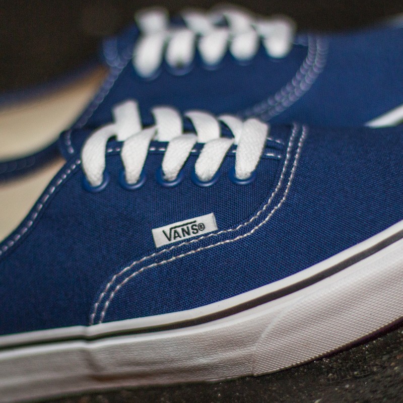 Vans authentic classic blue hot sale