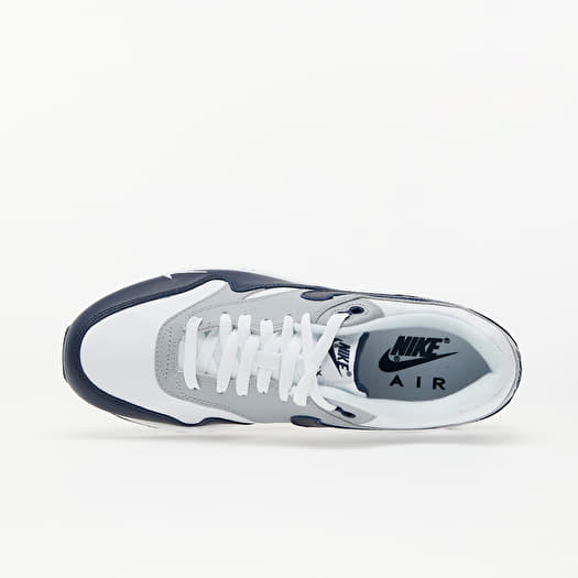 air max lv8 obsidian