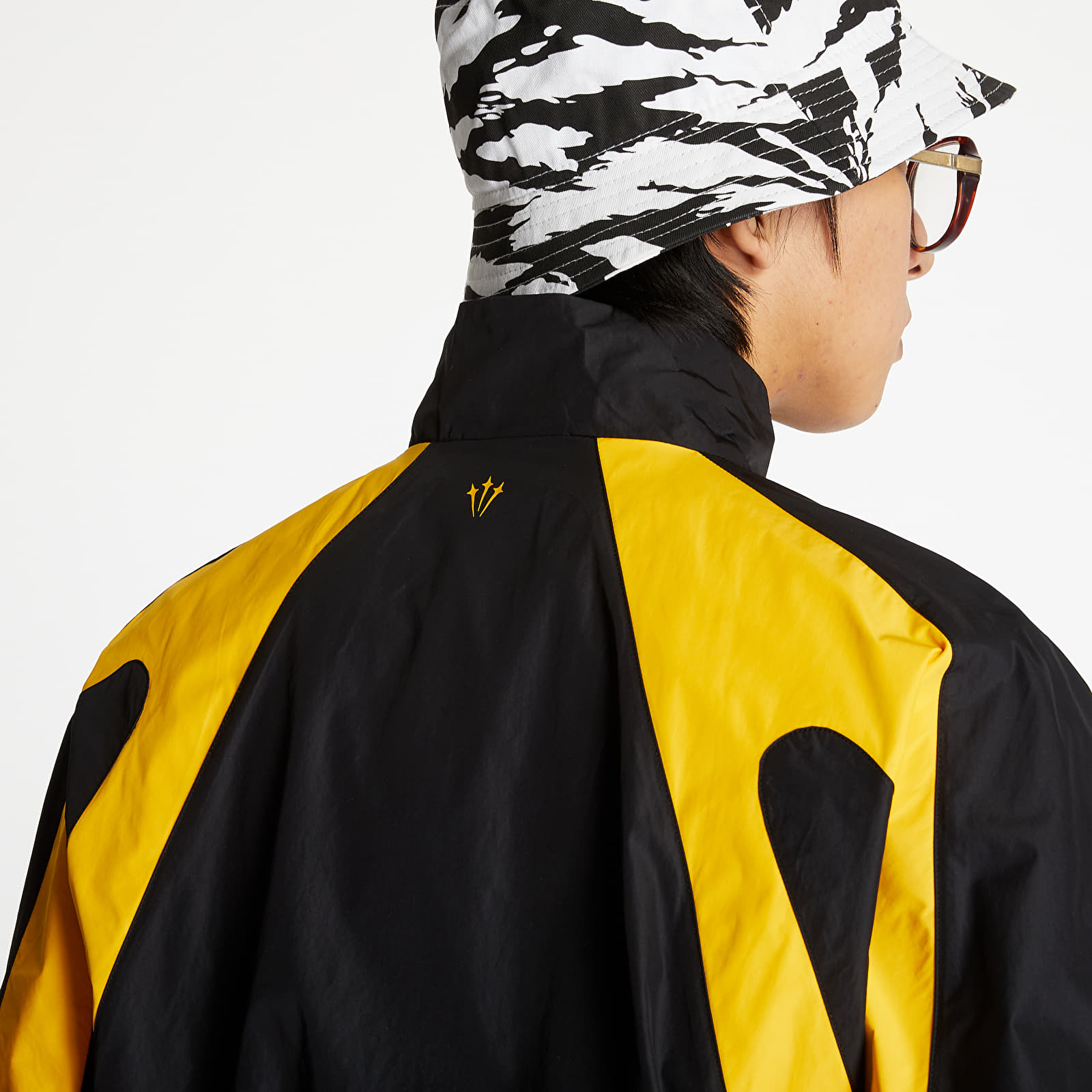 Black and gold nike track clearance jacket