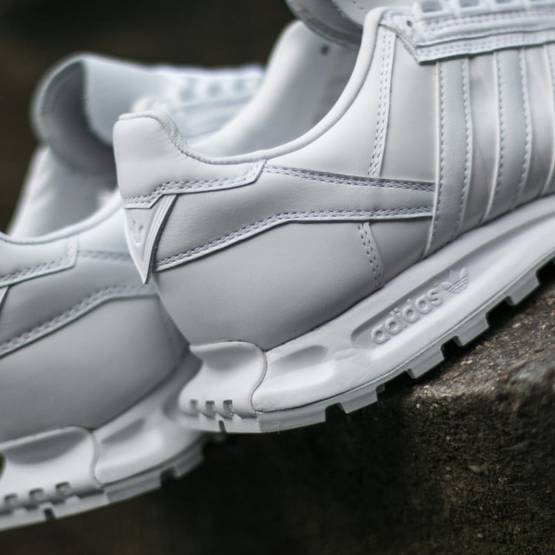 adidas White Mountaineering トレーニングウェアA Adidas Terrex x White Mountaineering