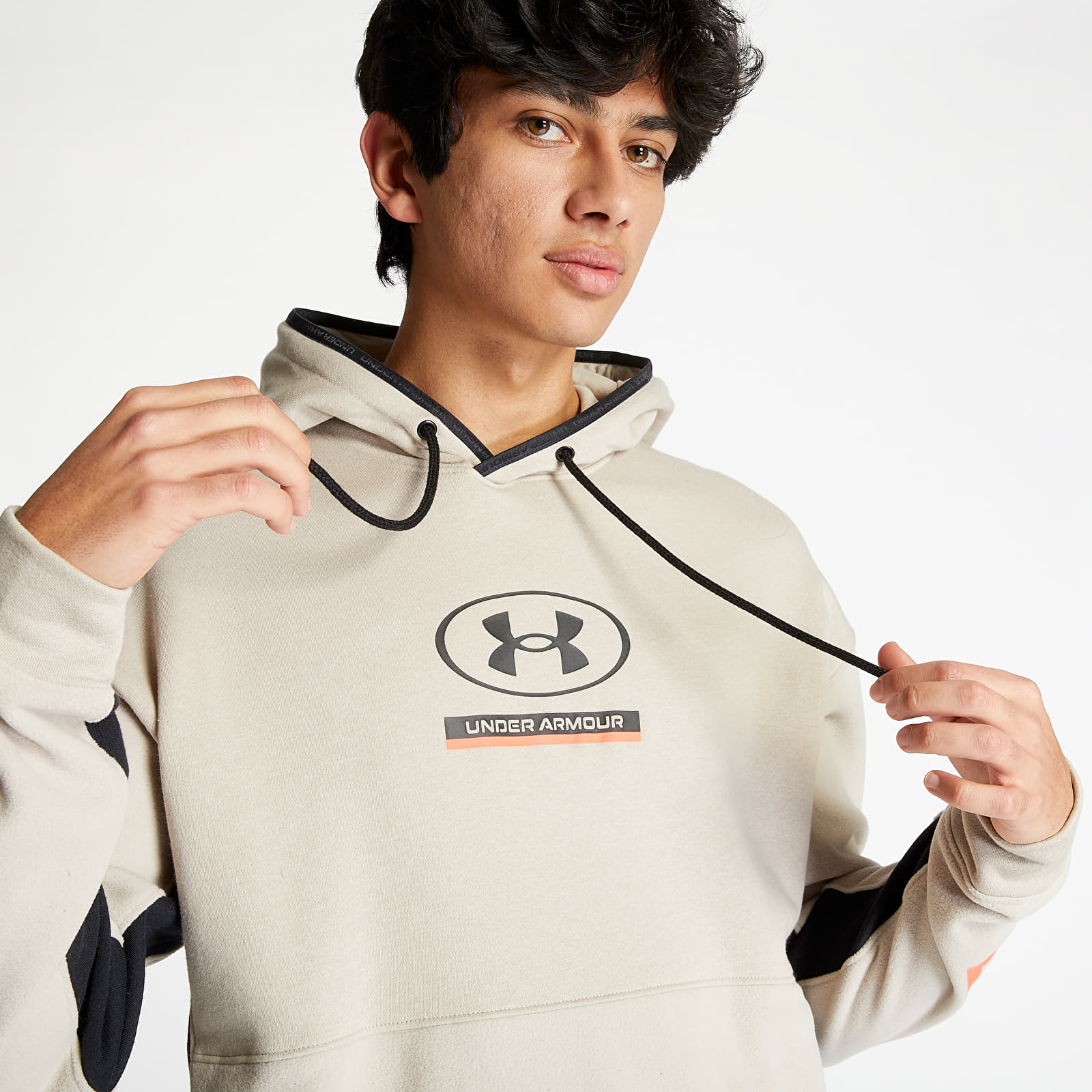 Kapucnis pulóverek és pulcsik Under Armour 12/1 Pack Hoodie Highland Buff/ Black