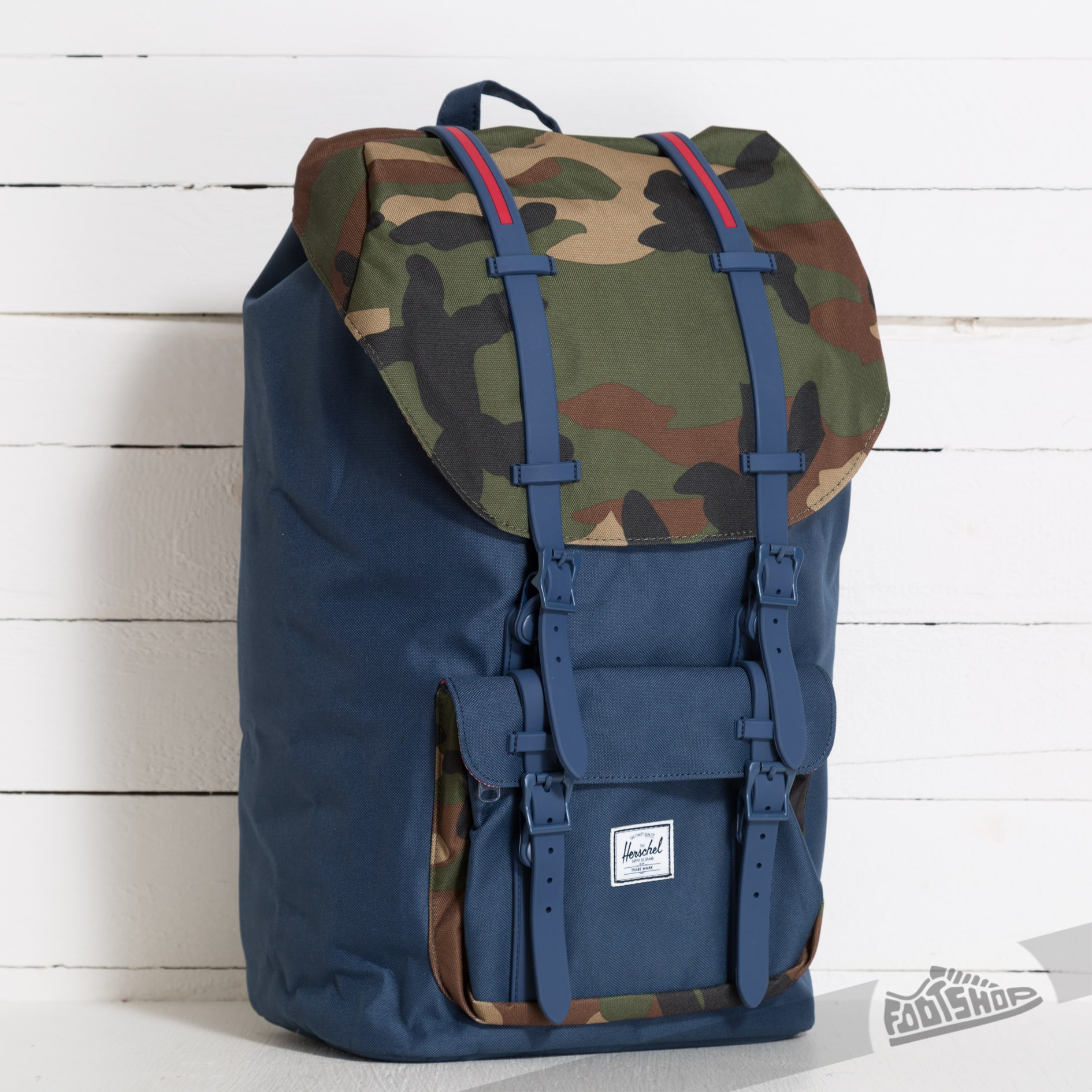 Dodatki Herschel Supply Co. Little America Backpack Navy/ Woodland Camo