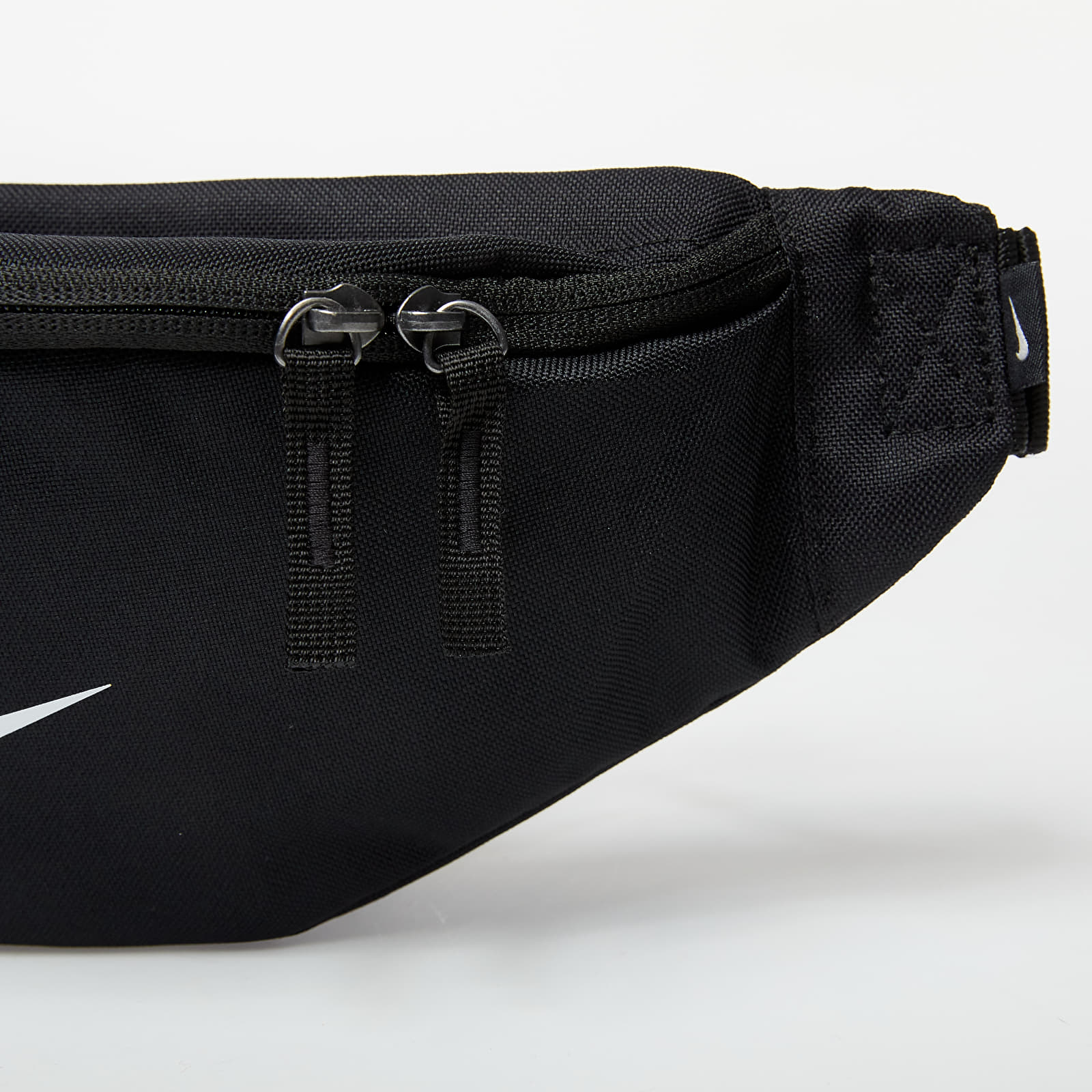Hip-laukut Nike Heritage Hip Pack Black/ Black/ White