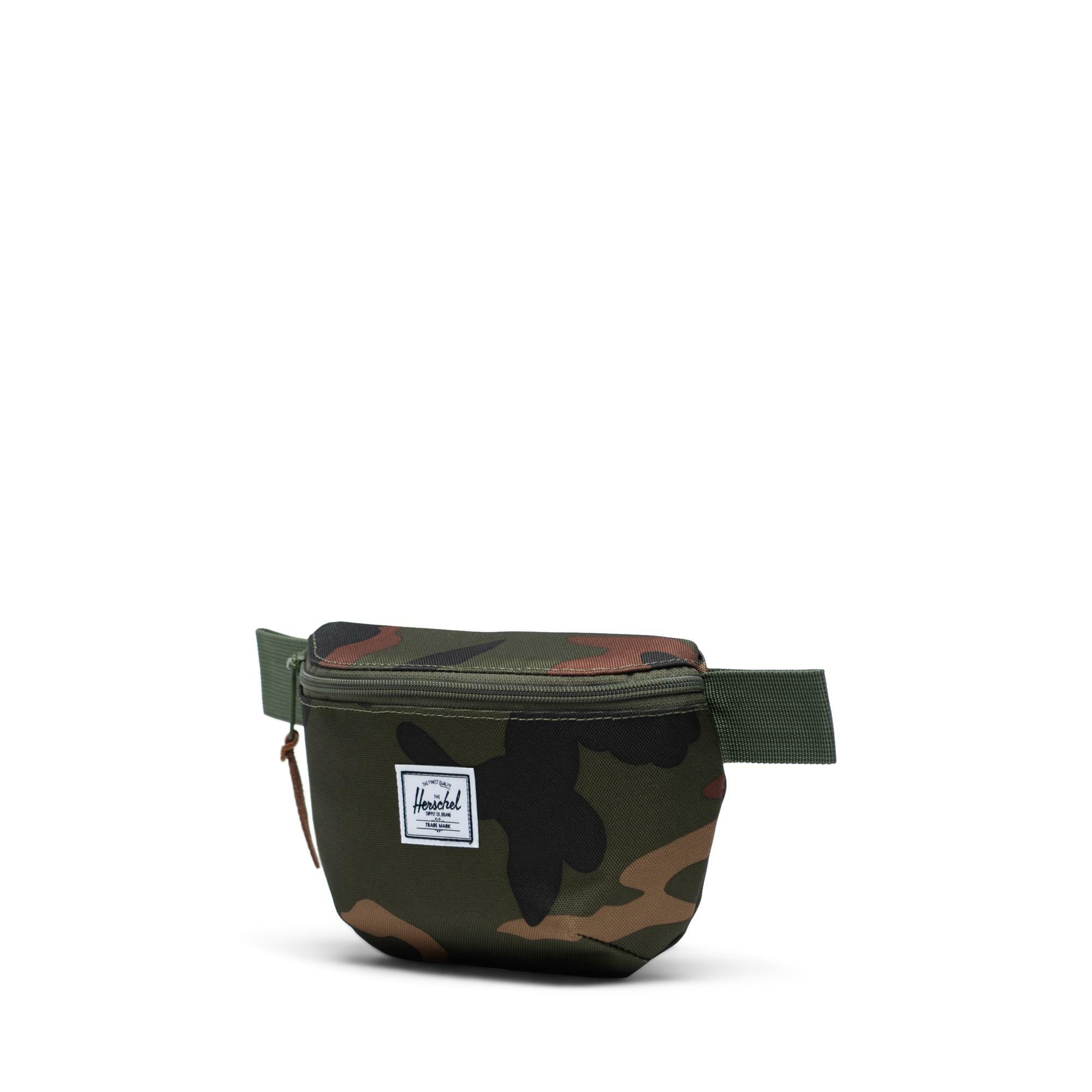 Batohy Herschel Supply Fourteen Woodland Camo