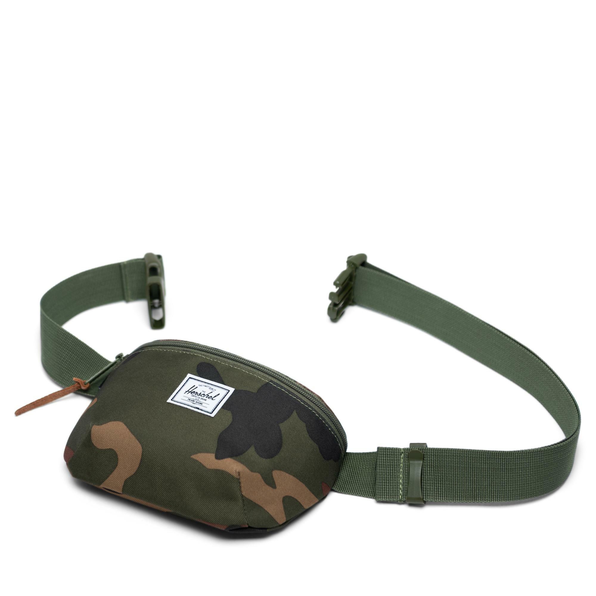 Batohy Herschel Supply Fourteen Woodland Camo