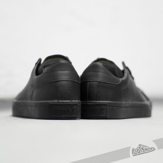 Adidas originals court vantage trainers in black outlet