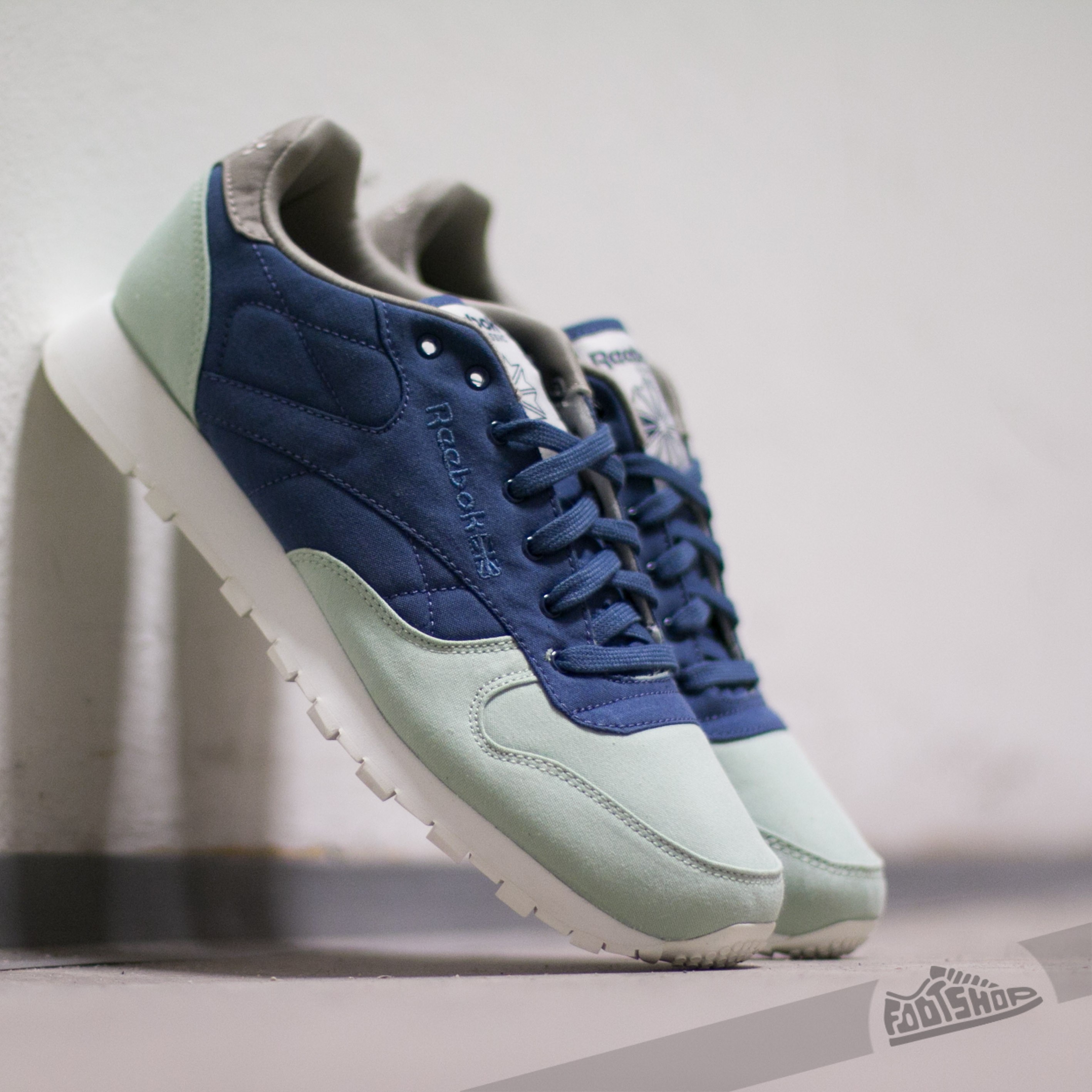 Men s shoes Reebok Classic Leather Clean 60C40N Sage Midnight Blue Stone Footshop