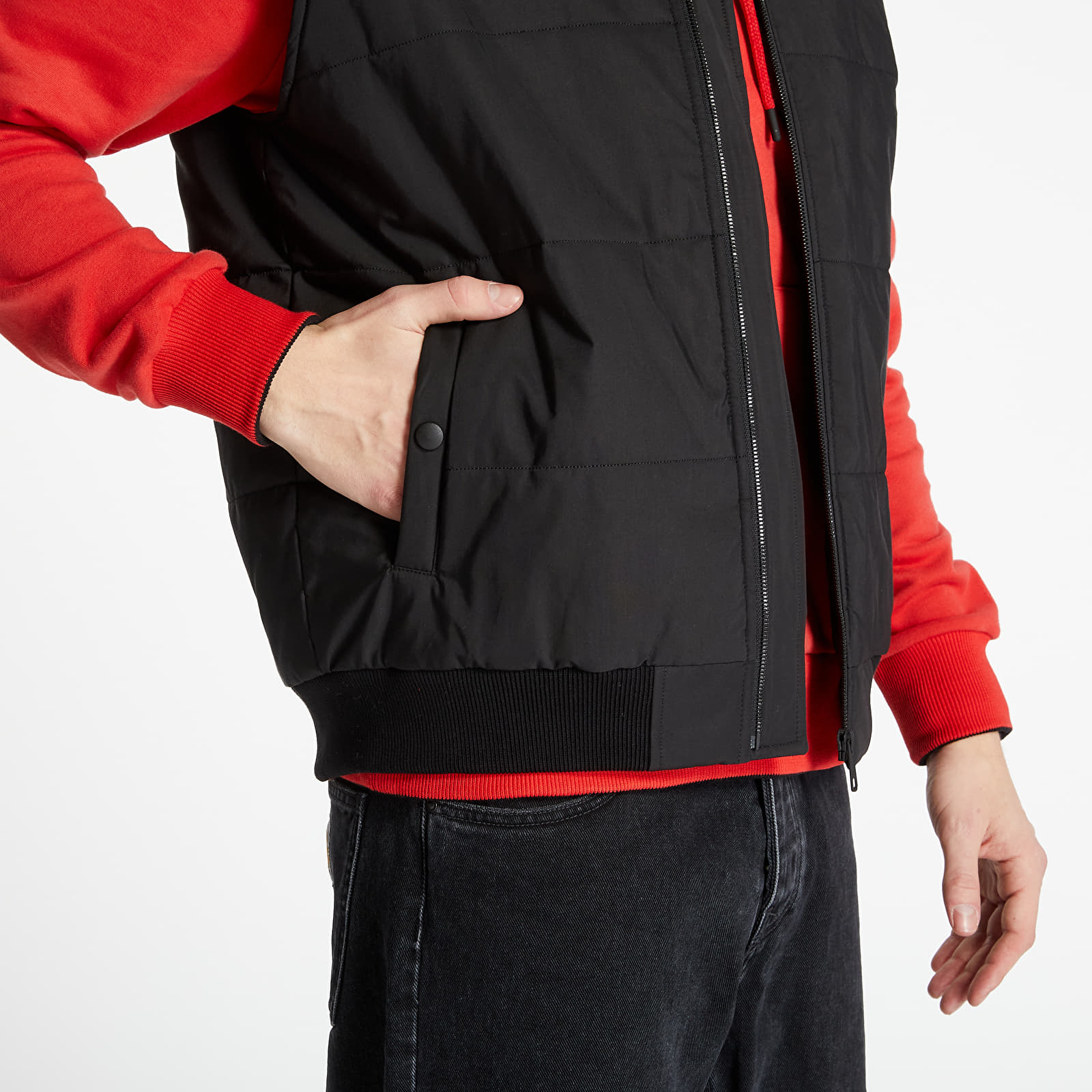 Vesty FTSHP x Rytmus Icon Vest Black