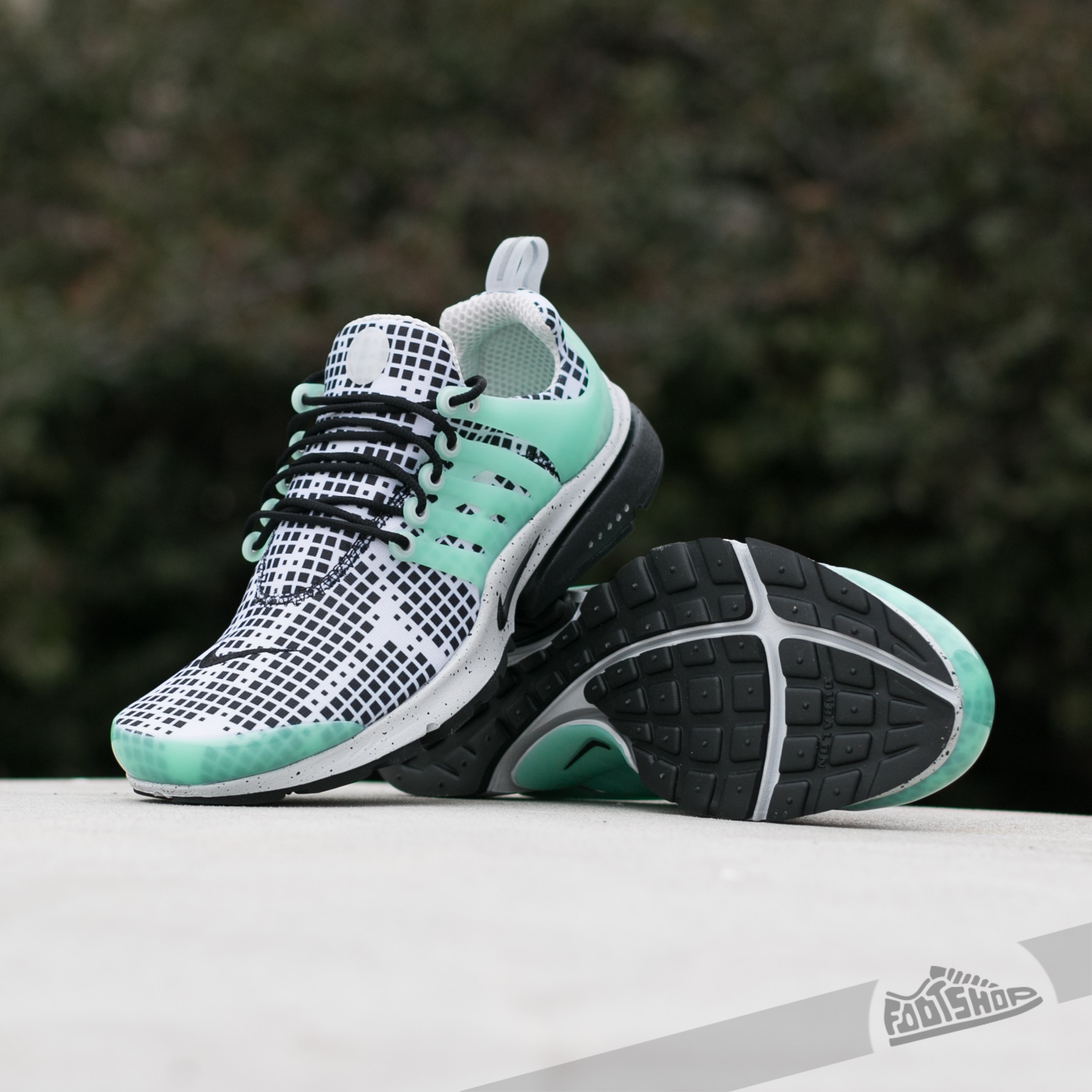 Mint green prestos store