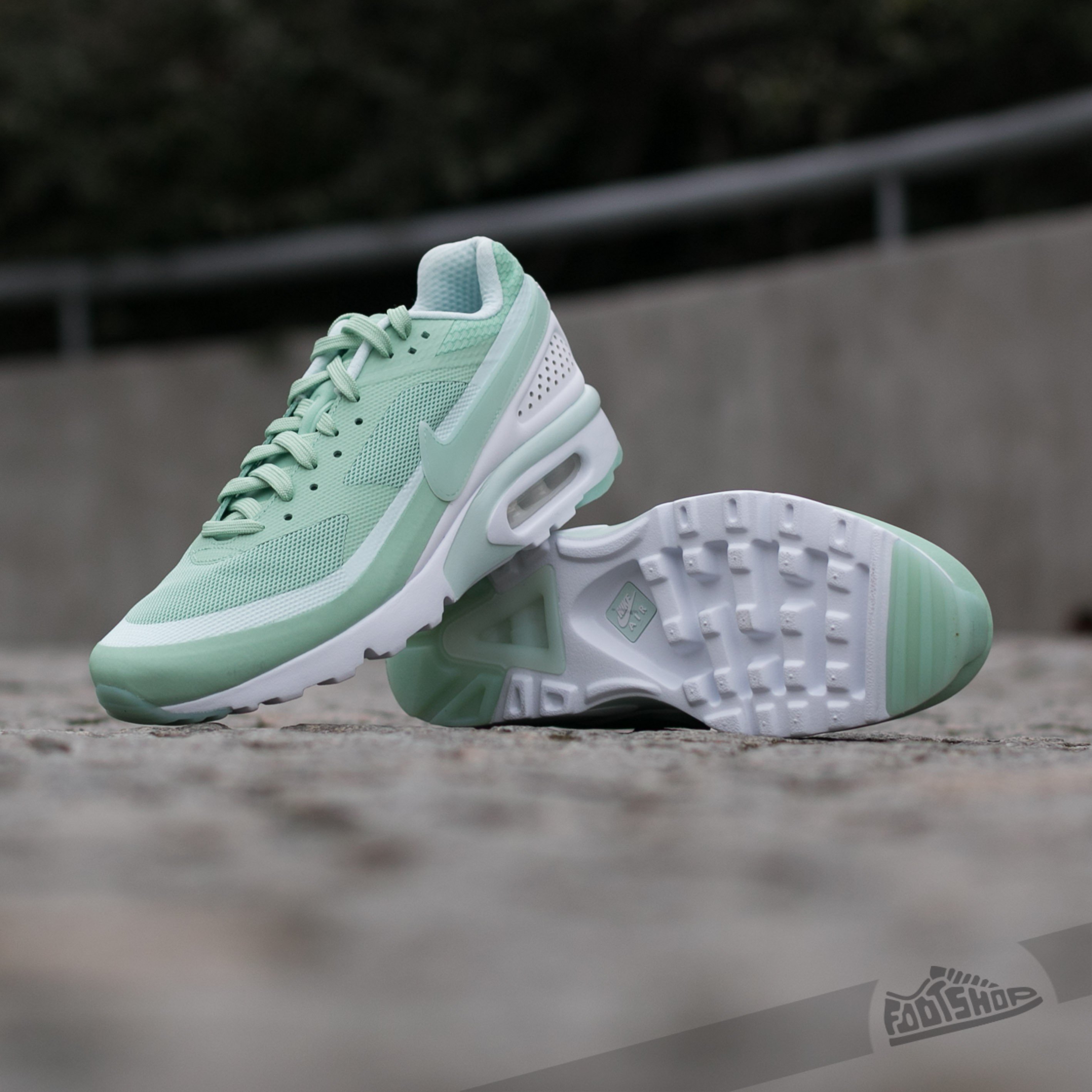 Men s shoes Nike Air Max Bw Ultra Enamel Green Enamel Green Fiber Glass Footshop