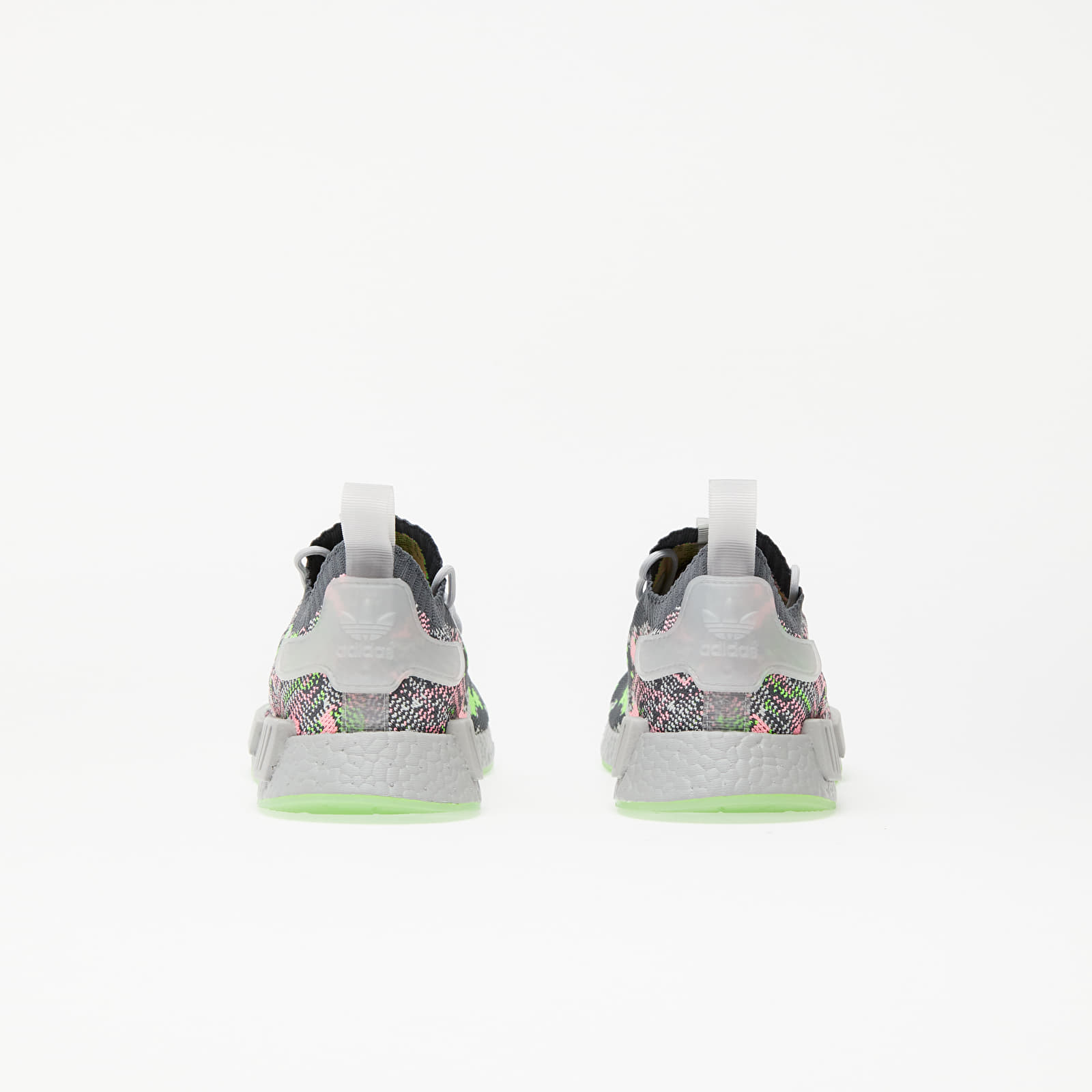 Încălțăminte și sneakerși pentru bărbați adidas NMD_R1 Primeknit Grey Two/ Grey Two/ Hyper Pop