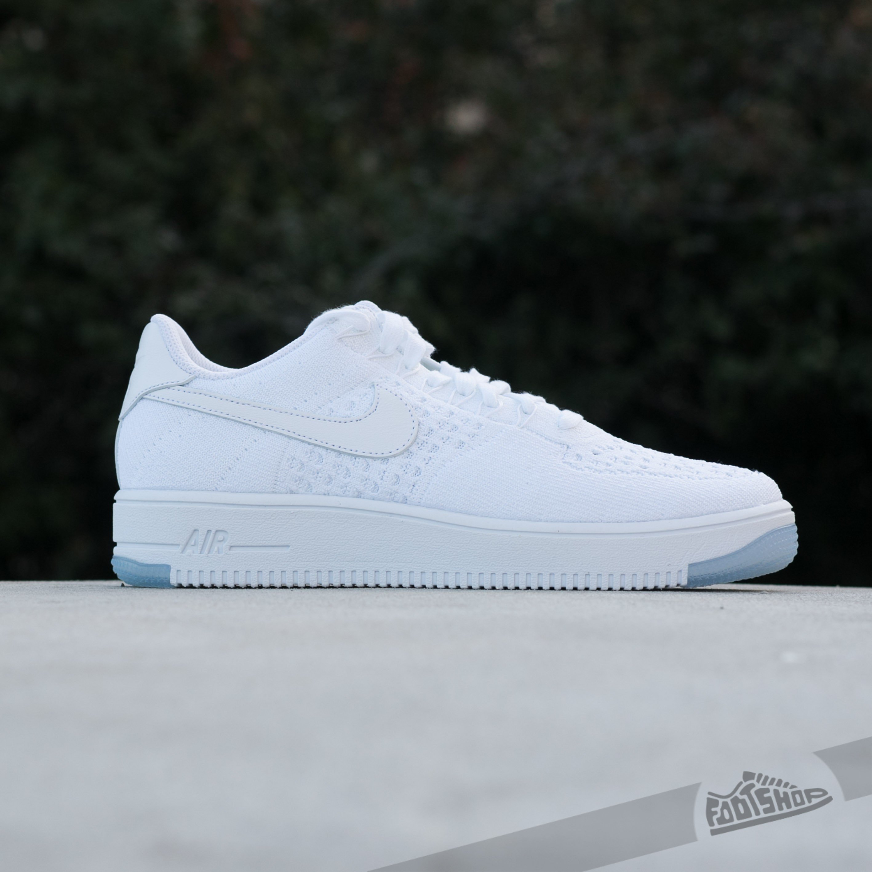 Nike air force 1 flyknit low white/ice 2025