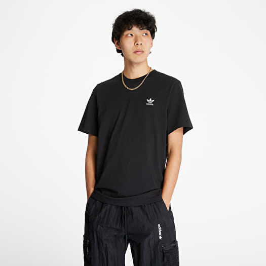 Adidas originals essentials t-shirt 2025