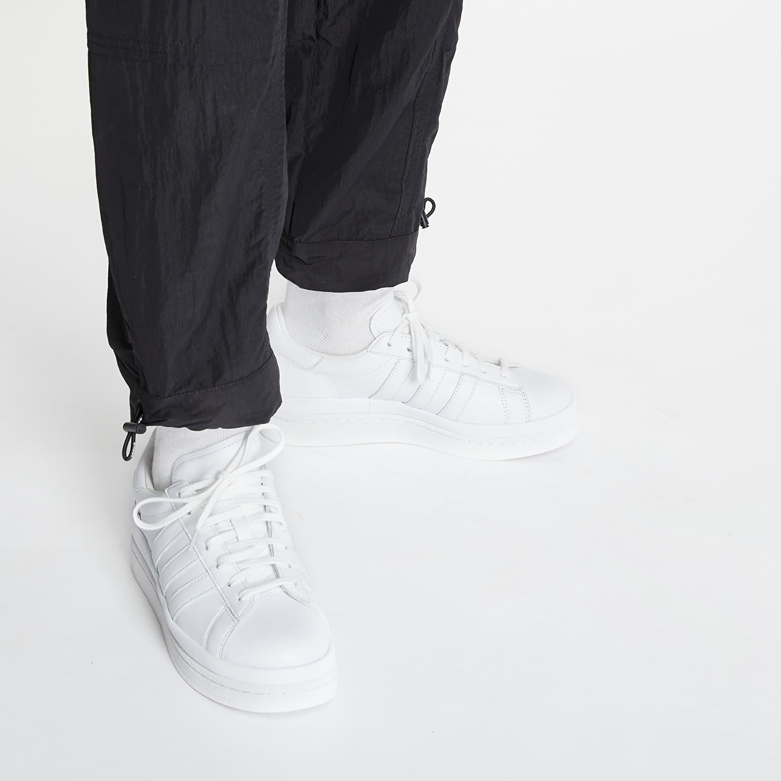 Nohavice adidas Adventure Woven Cargo Pants Black