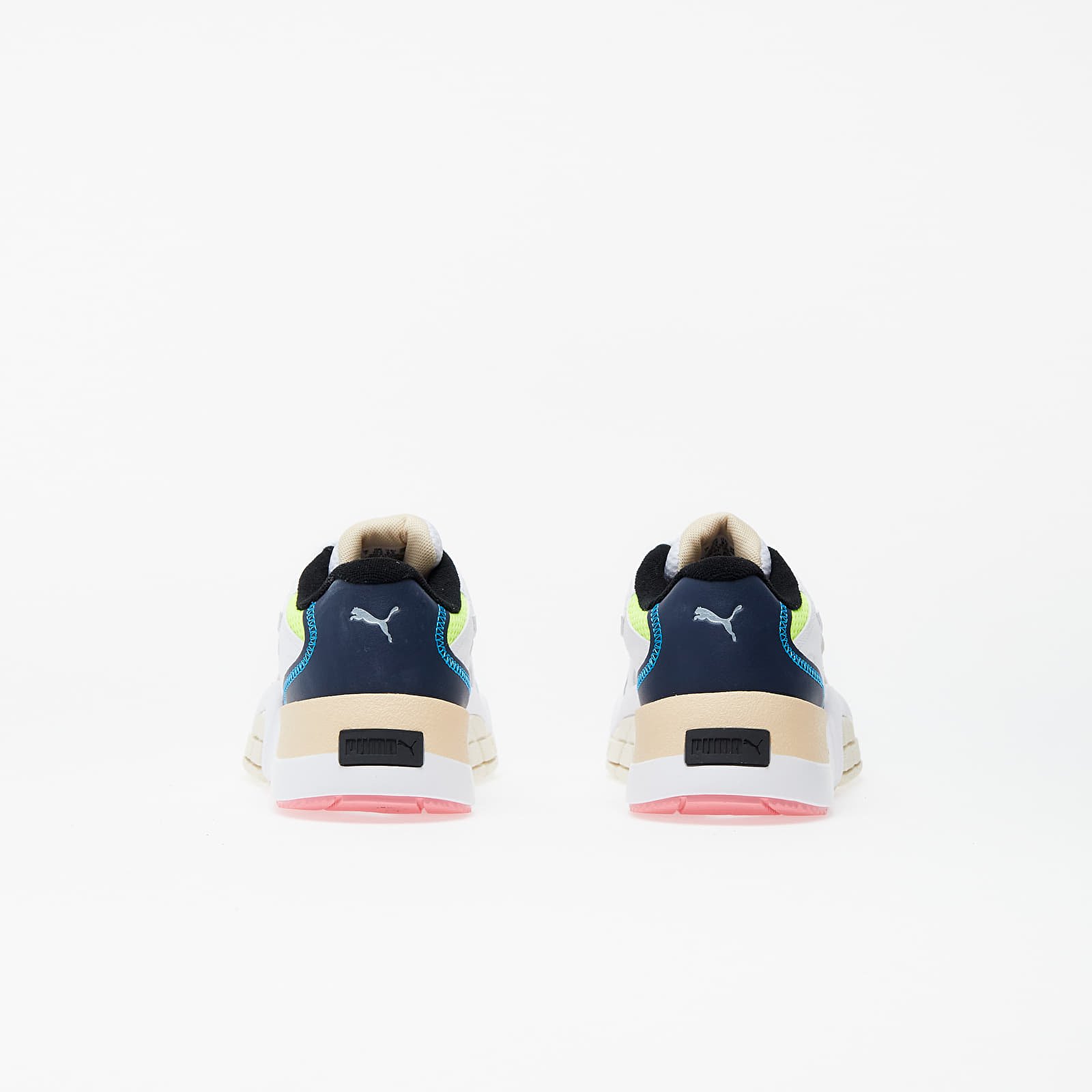 Női cipők Puma Hedra Fantasy Wn's White