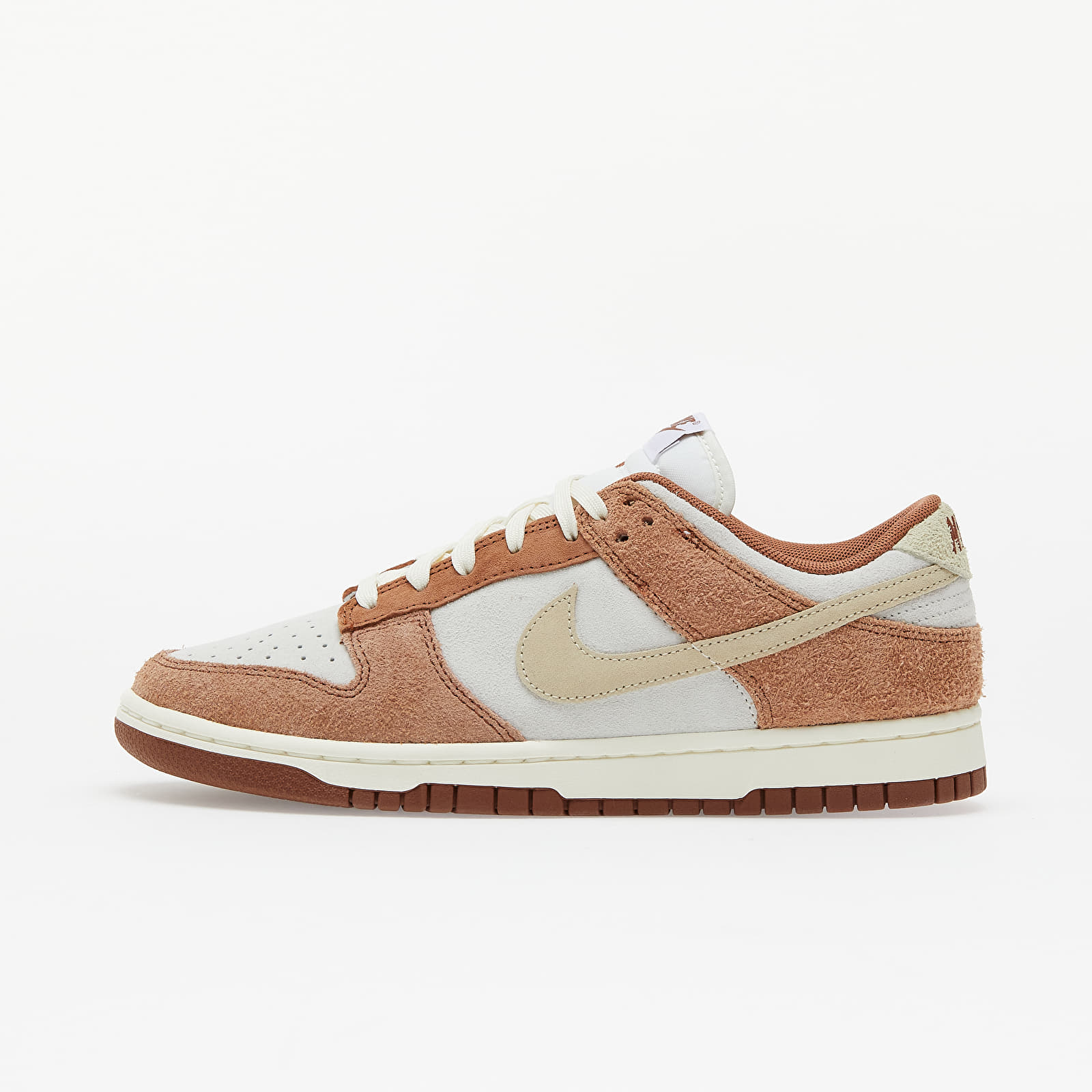 Levně Tenisky Nike Dunk Low Retro Premium Sail/ Fossil-Medium Curry