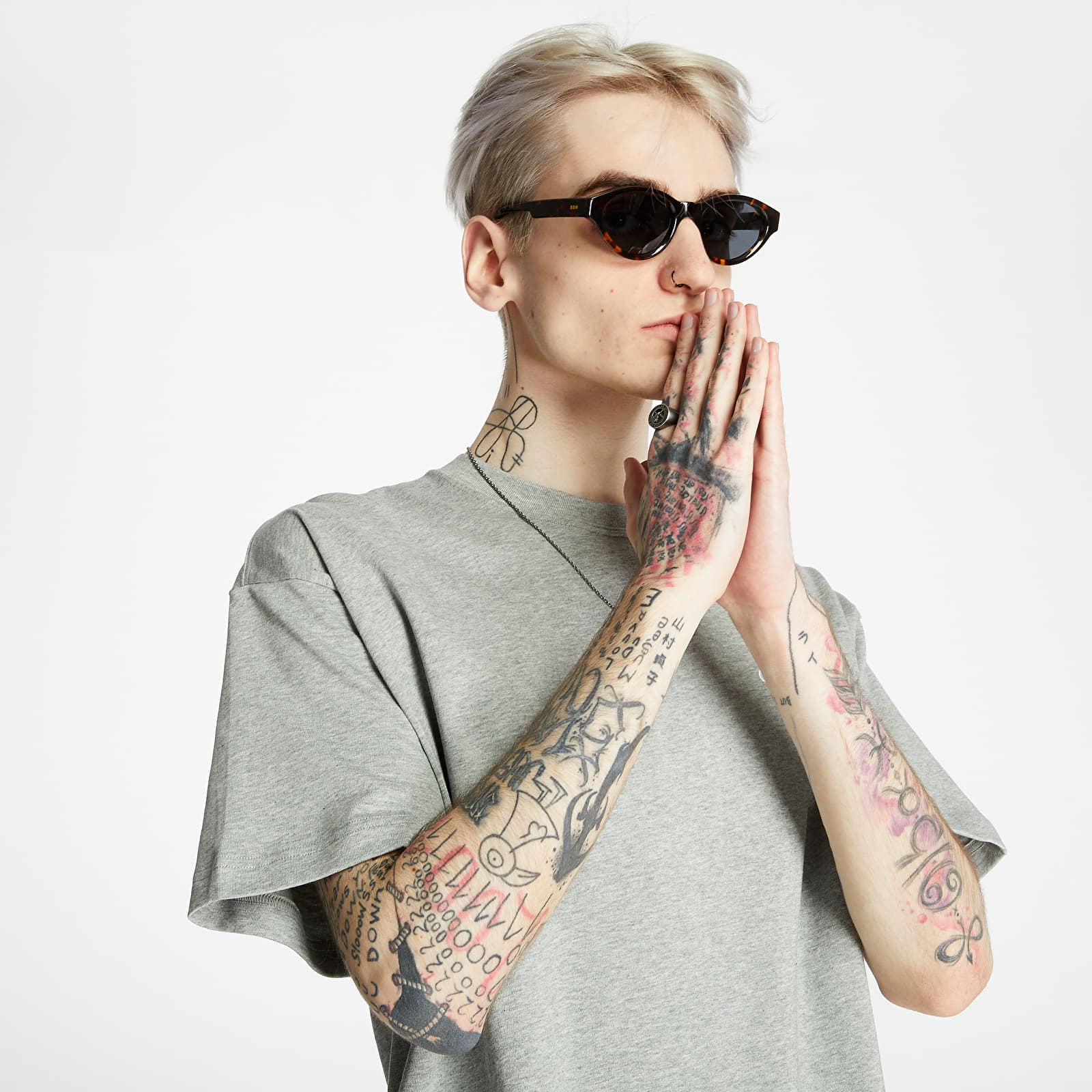 Tričká NikeLab Nrg SoloSwoosh Tee Dk Grey Heather/ White