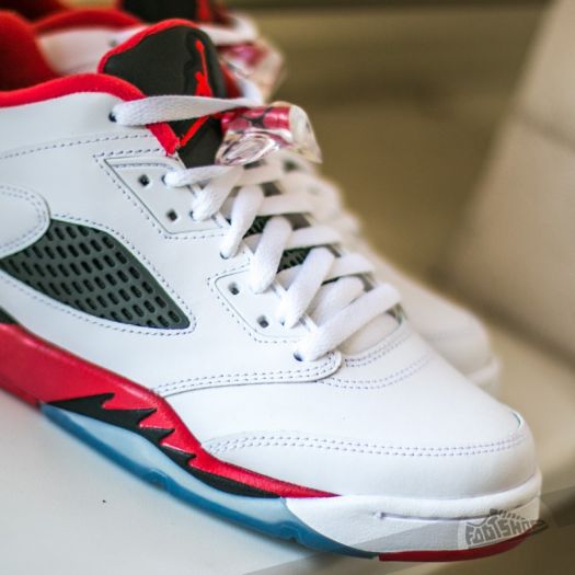 Men's shoes Air Jordan Retro Low White/ Fire Red Black (819171