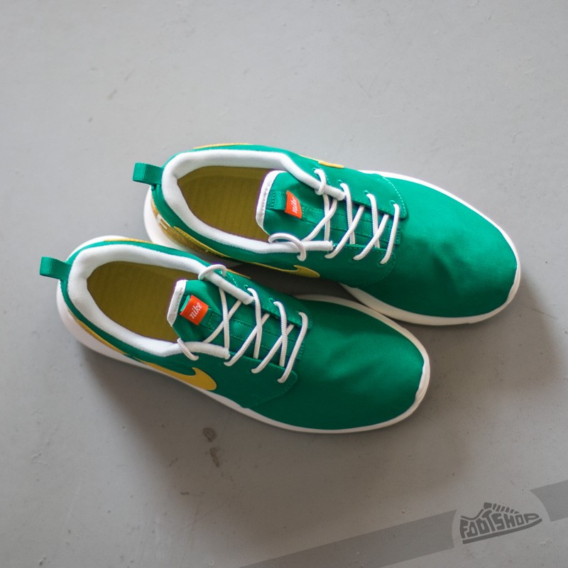 Pánské tenisky a boty Nike Roshe One Retro Lucid Green/ Vivid Sulfur-Sail