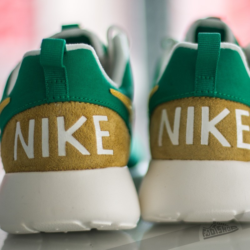 Men s shoes Nike Roshe One Retro Lucid Green Vivid Sulfur Sail