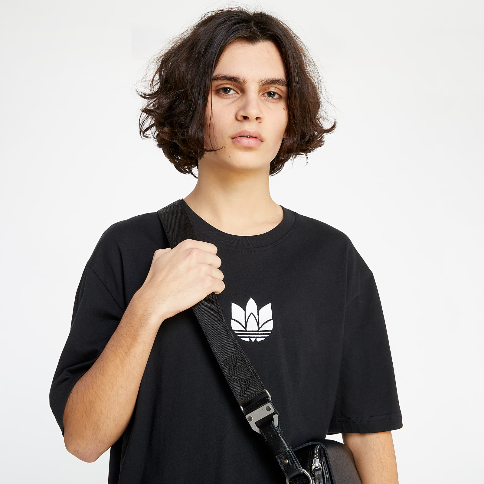 Adidas 3d trefoil deals tee