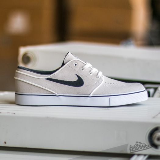 Stefan deals janoski 43