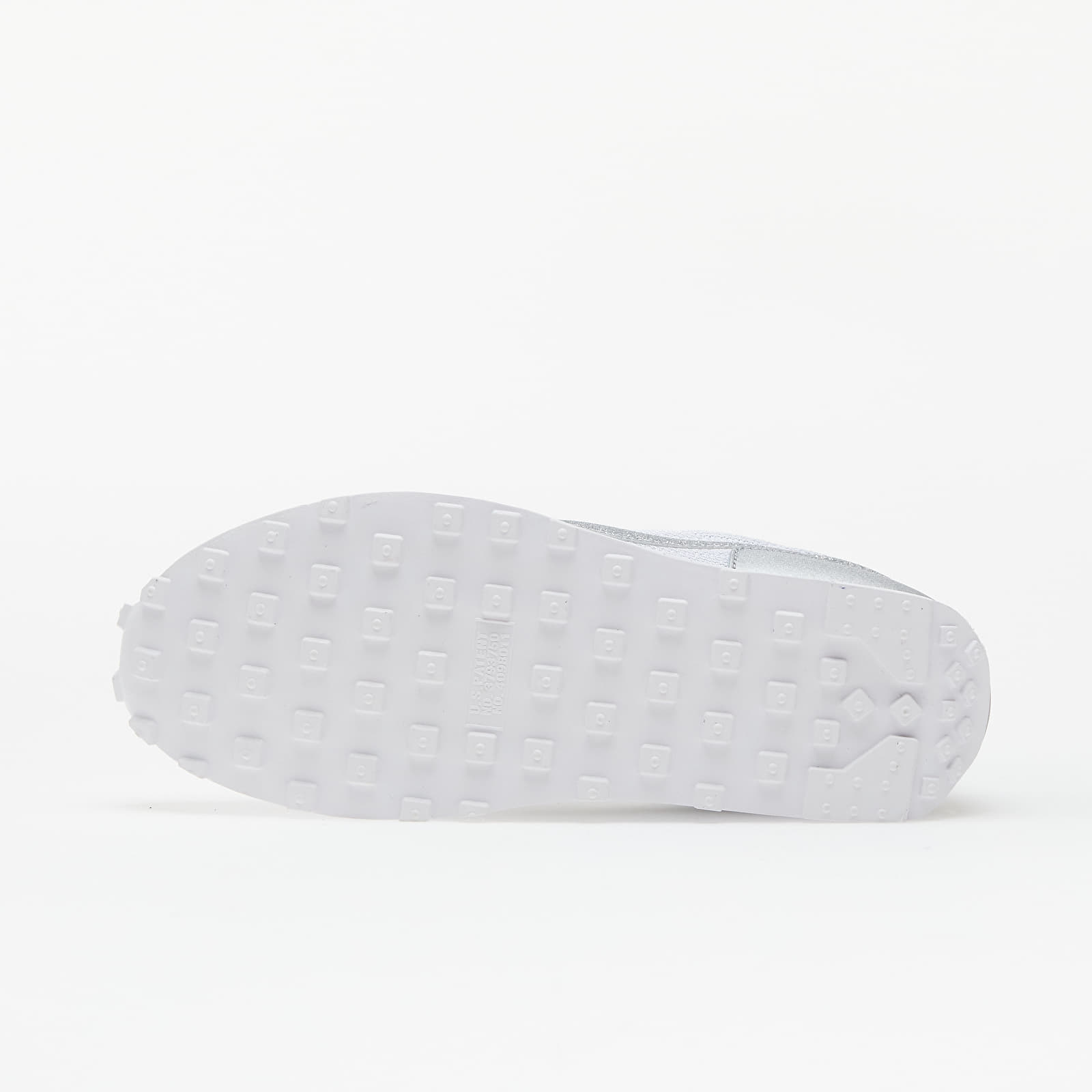 Дамски кецове и обувки Nike Wmns Daybreak White/ White-Metallic Silver
