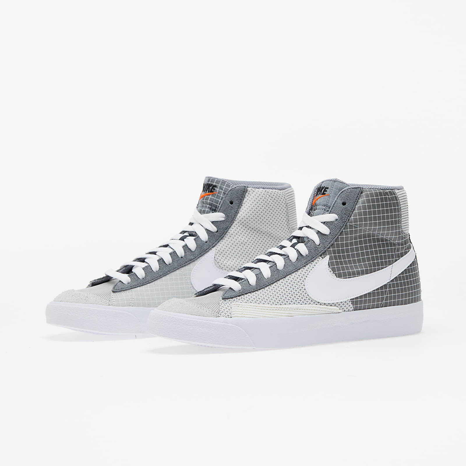 Men s shoes Nike Blazer Mid 77 Patch Smoke Grey White Particle Grey Footshop