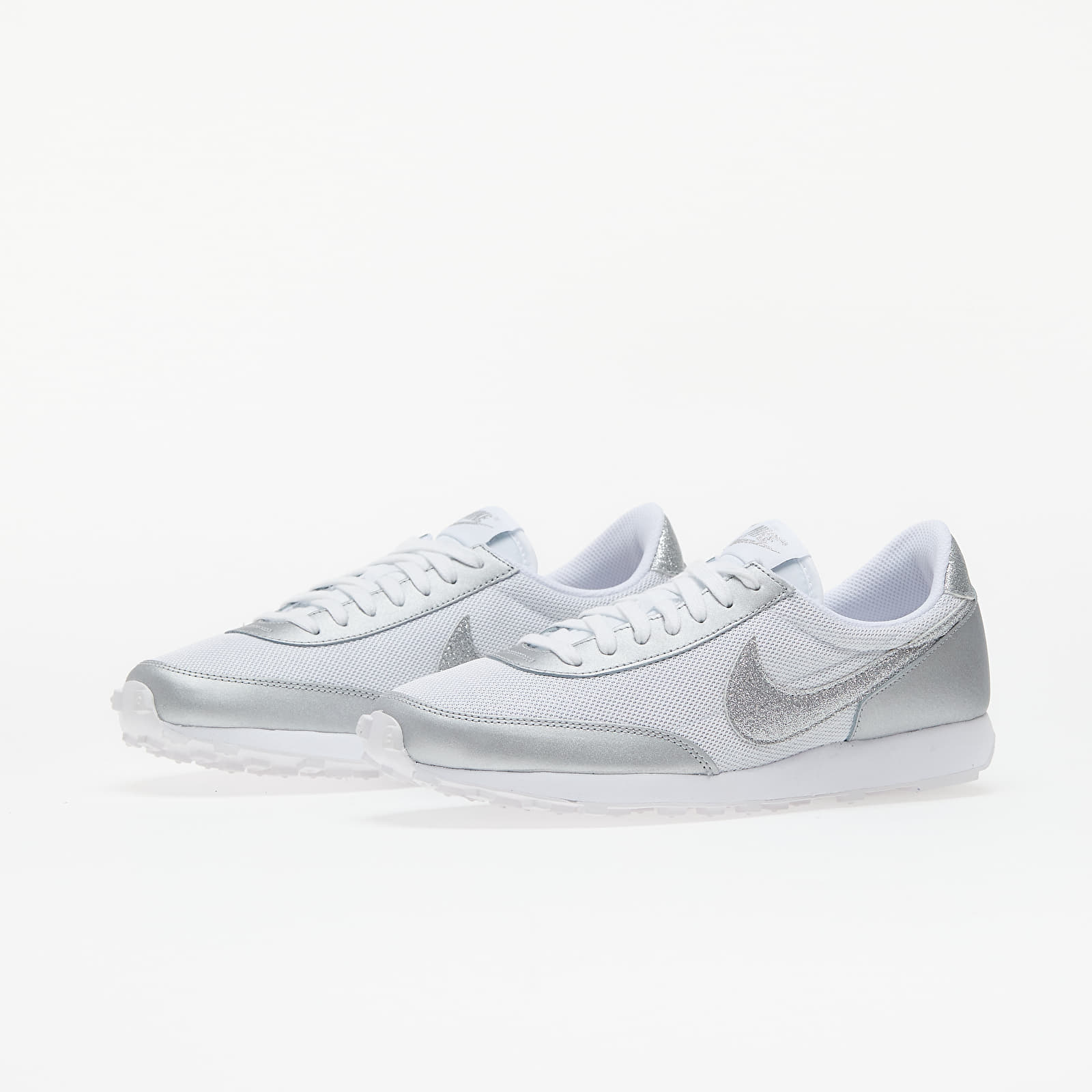 Дамски кецове и обувки Nike Wmns Daybreak White/ White-Metallic Silver
