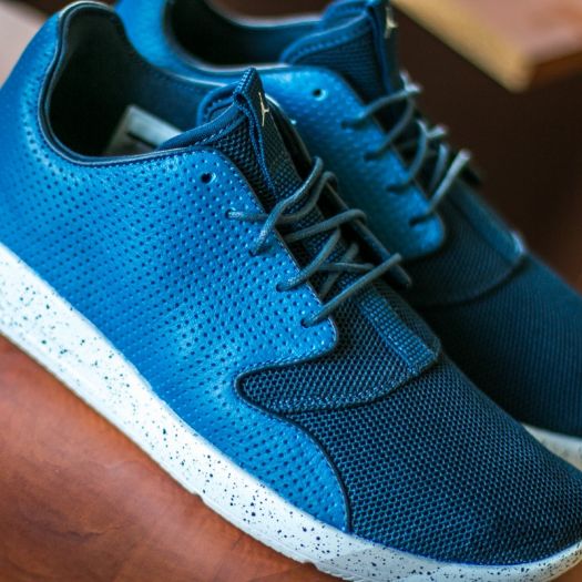 Jordan Eclipse French Blue White Obsdn Pure Platinum