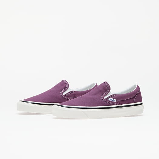 Vans Classic Slip On 9