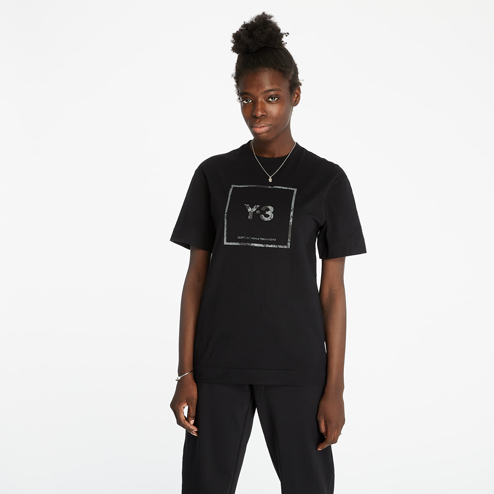 Tee Square Labelling T-shirts Y-3 Square Label Graphic SS Tee Black (GV6060) | Footshop