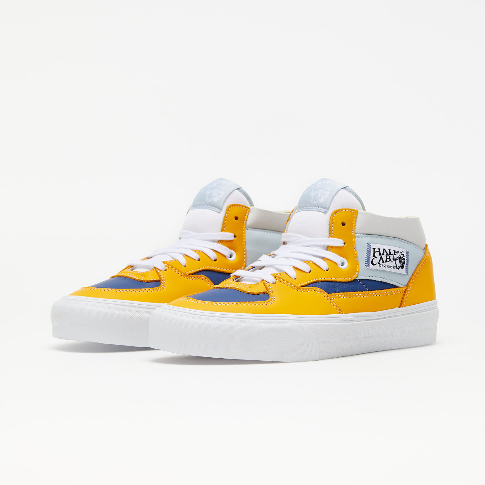 VANS★HALF CAB EF VLT LX★兼用★2色 VANS☆HALF CAB EF VLT LX☆兼用☆2色 (VANS/スニーカー