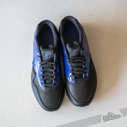 Royal blue deals gym shoes