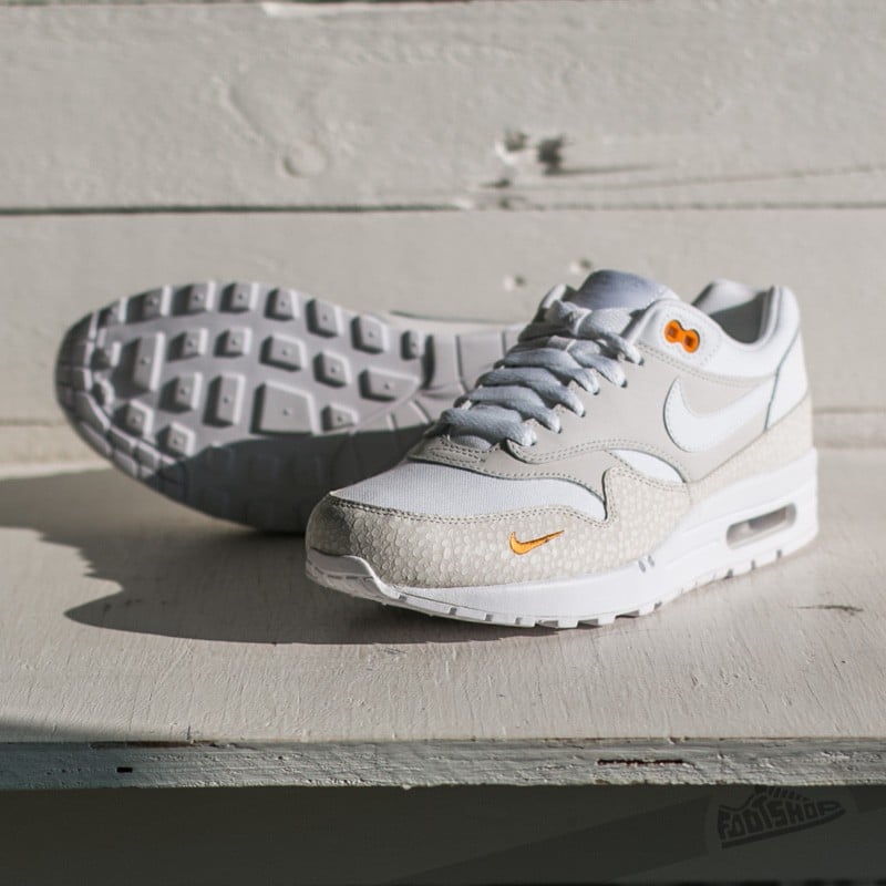 Air max 1 deals premium kumquat