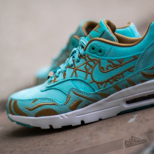 Women s shoes Nike W Air Max 1 Ultra LOTC QS Island Green Island Green Flat Gold Footshop