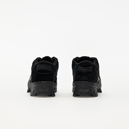 nike black lahar sneakers