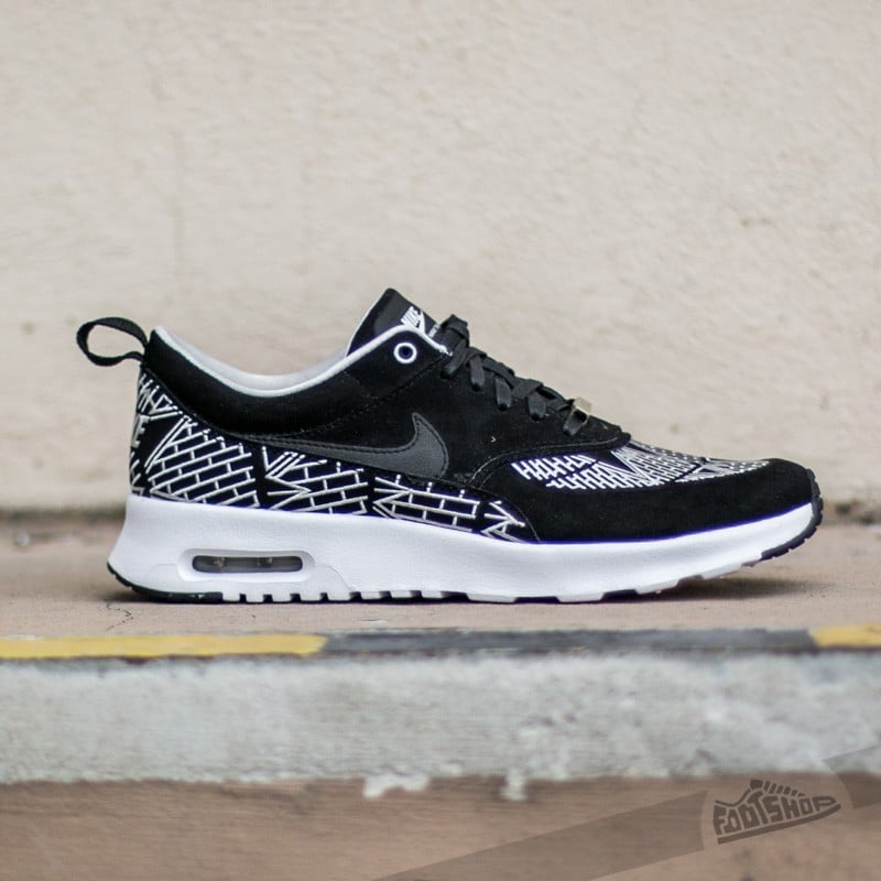 Naisten kengät Wmns Nike Air Max Thea LOTC QS Black/ Black-Whtie