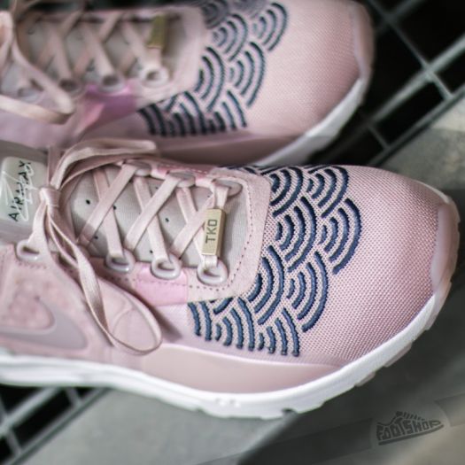 Women s shoes Nike W Air Max Zero LOTC QS Champagne Champagne Mid Navy Footshop