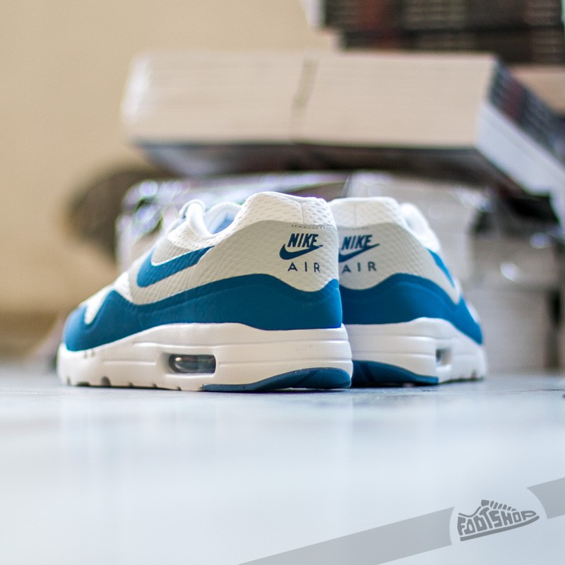 Men s shoes Nike Air Max 1 Ultra Essential White Pure Platinum