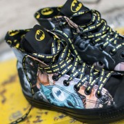 Batman high top best sale converse