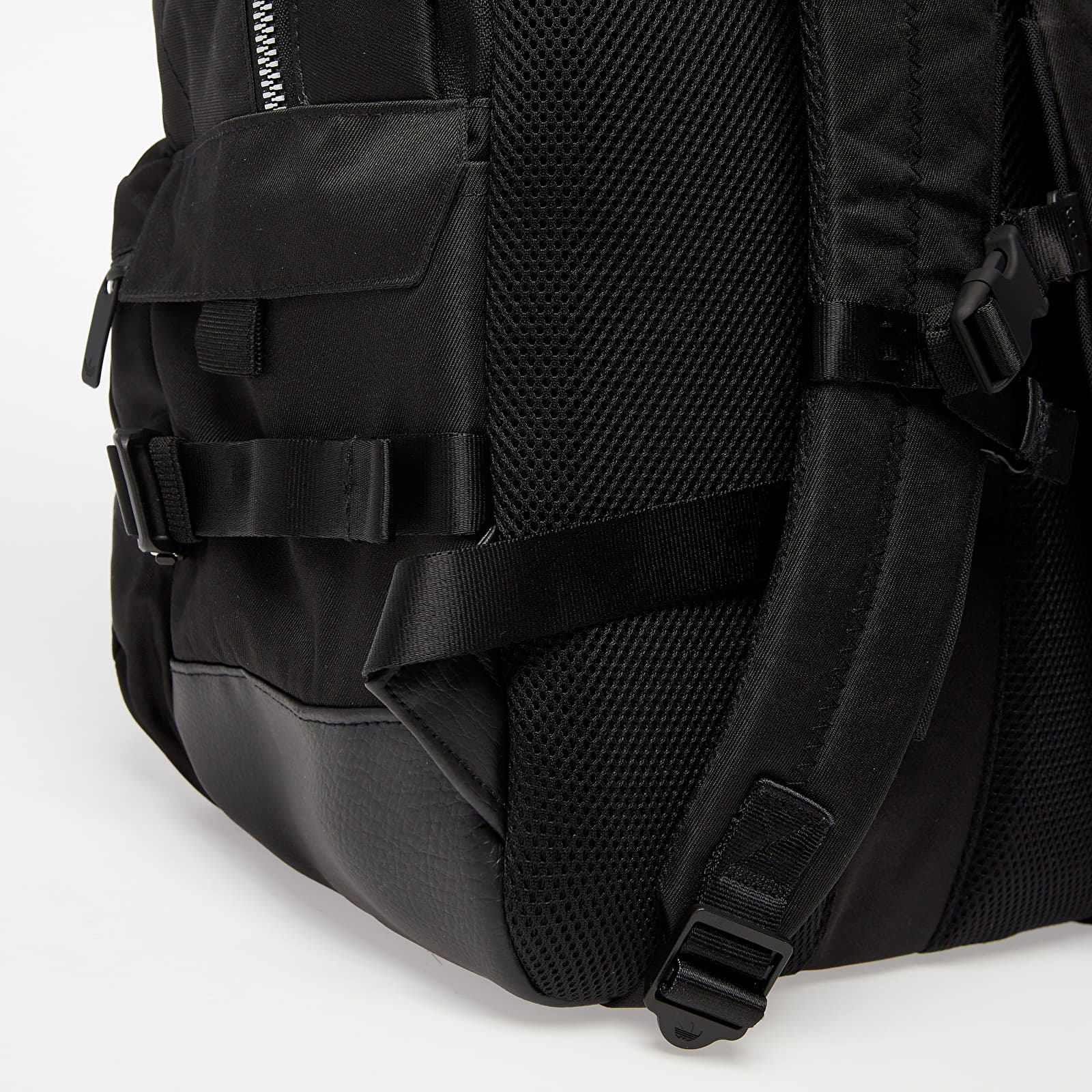 Kuprinės adidas Sport Backpack 2.0. Black/ White