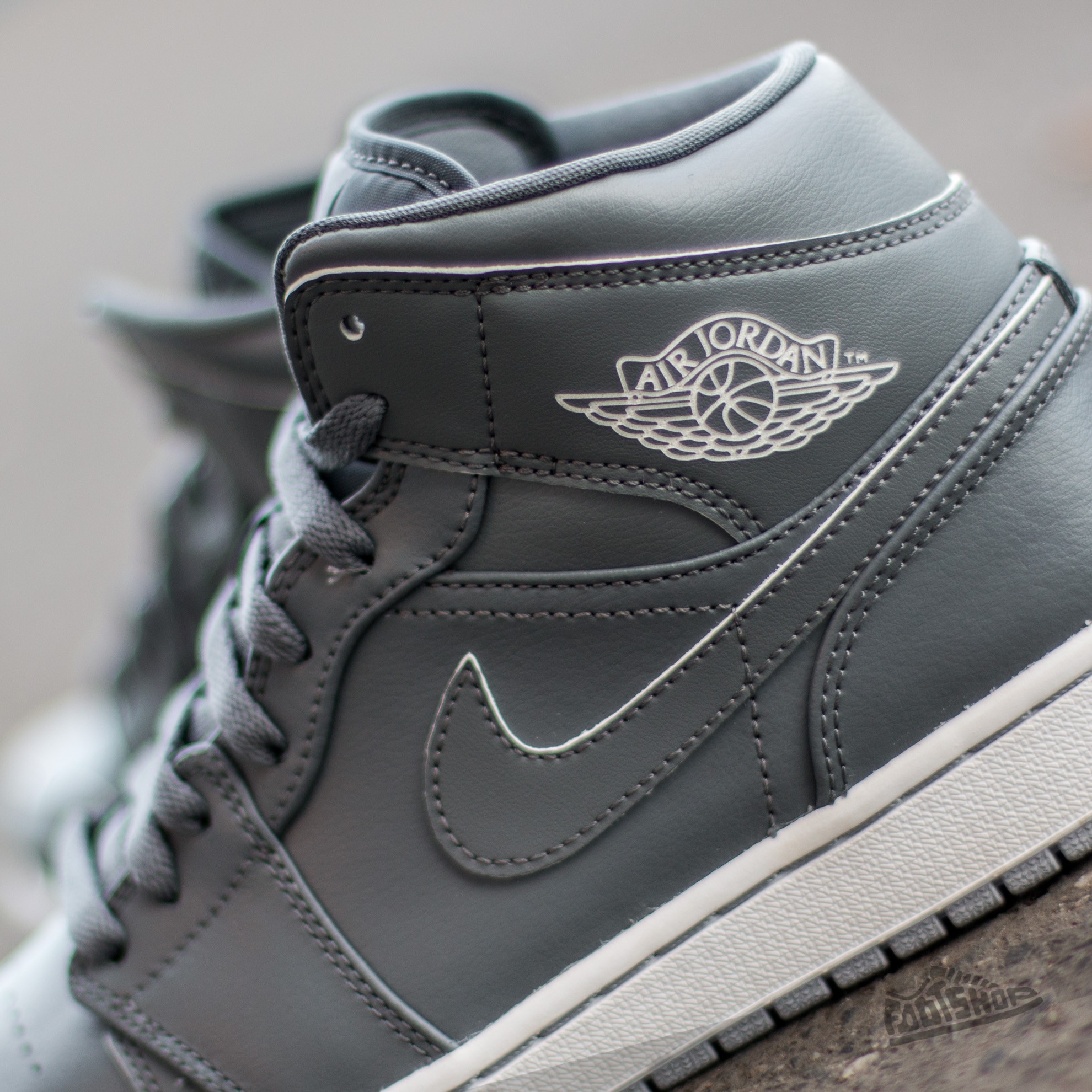 Dámské tenisky a boty Air Jordan 1 Mid (BG) Cool Grey/ White-Wolf Grey